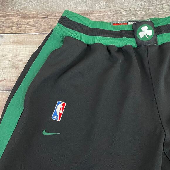 Vintage Team Nike 25 Boston Celtics Basketball Warm Up Pants Size XXL - Picture 4 of 15